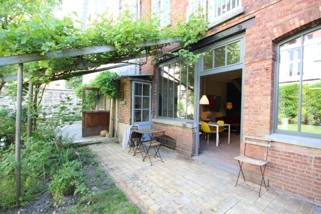 La maison du fond du jardin Ixelles Extérieur photo